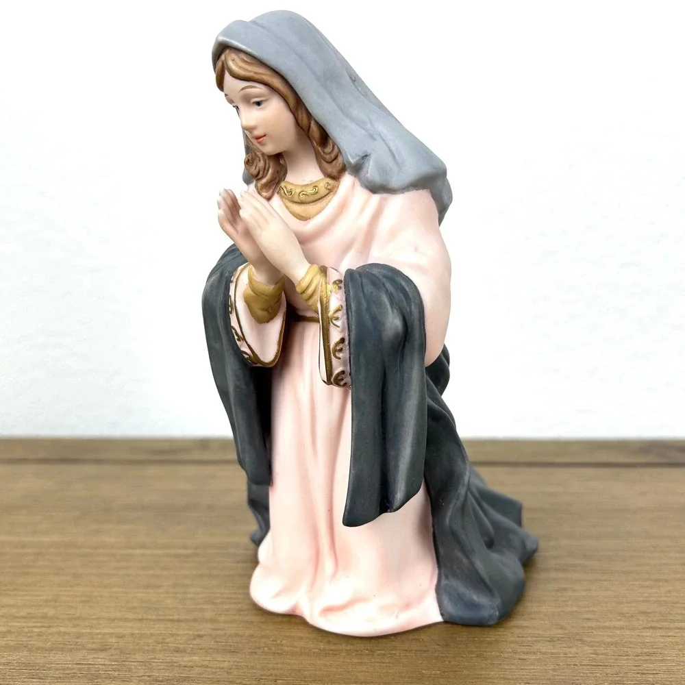 Kirkland Signature #75177 Nativity Mary Figurine‎ Porcelain Replacement Figure